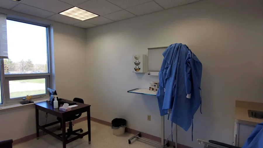 Exam room at Bay State Pain Associates
